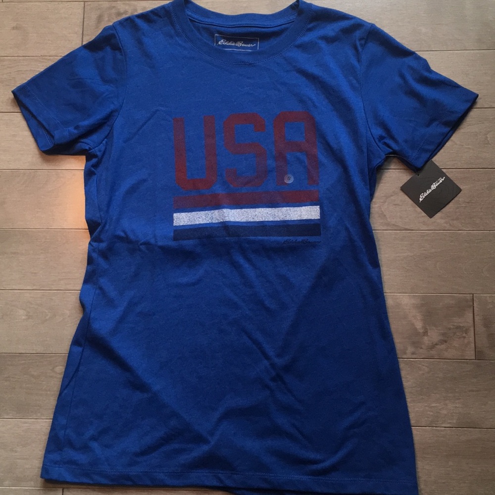 Women’s Eddie Bauer size small T-shirt